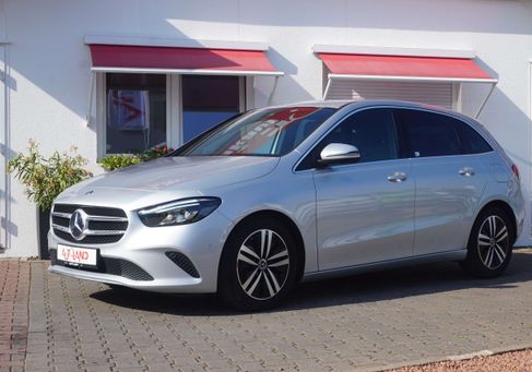 Mercedes-Benz B 180, 2019