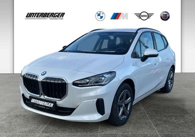 BMW 220, 2025