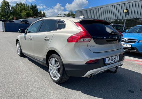 Volvo V40 Cross Country, 2019