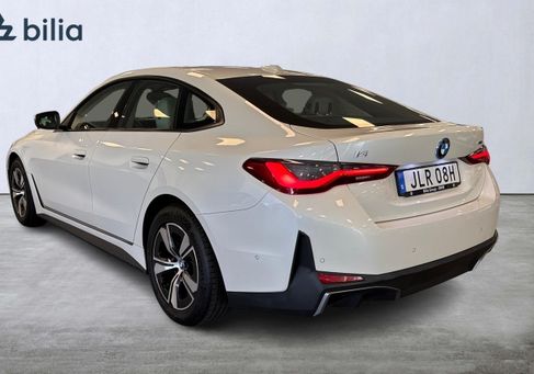 BMW i4, 2022