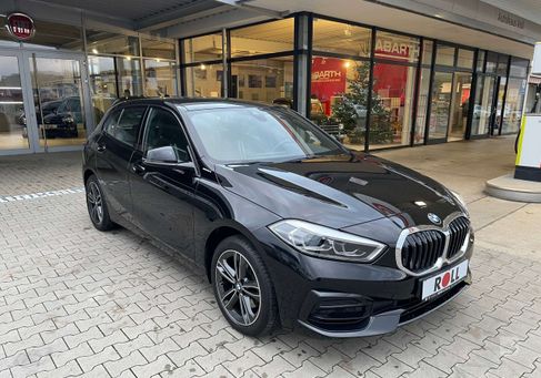 BMW 118, 2021