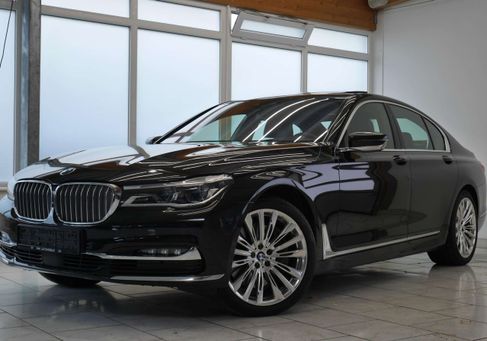 BMW 750, 2017