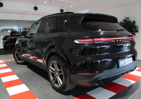 Porsche Cayenne, 2025