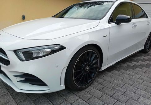 Mercedes-Benz A 220, 2022