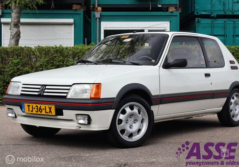 Peugeot 205, 1988