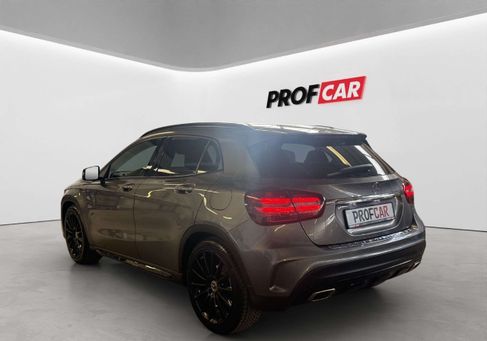 Mercedes-Benz GLA 180, 2019