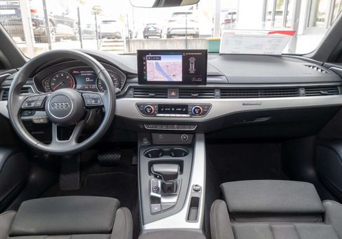 Audi A4, 2022