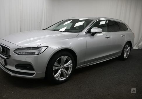 Volvo V90, 2021