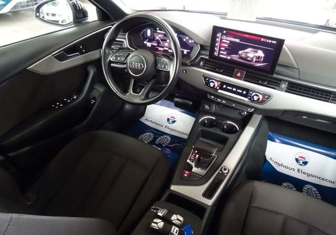 Audi A4, 2022