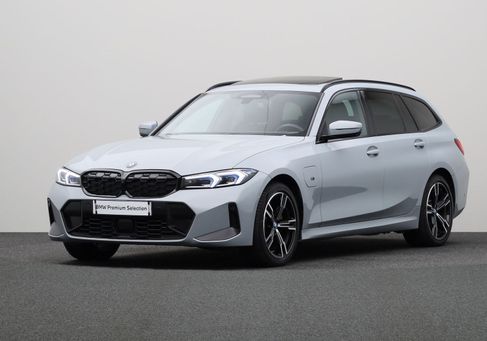 BMW 330, 2023 2