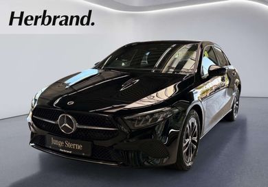 Mercedes-Benz A 180, 2025