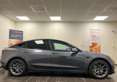 Tesla Model 3, 2019