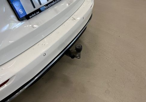 Mercedes-Benz C 300, 2023