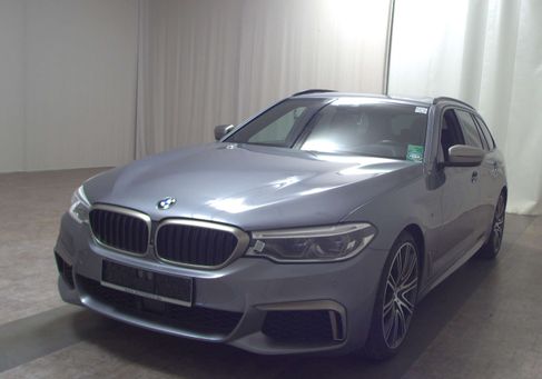 BMW M550, 2020