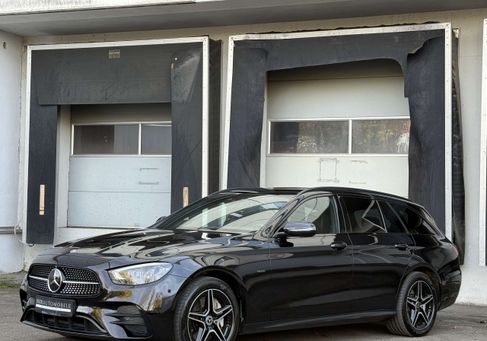 Mercedes-Benz E 300, 2021