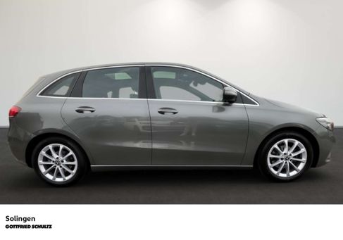 Mercedes-Benz B 180, 2019