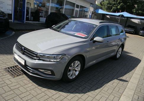 Volkswagen Passat Variant, 2023 2
