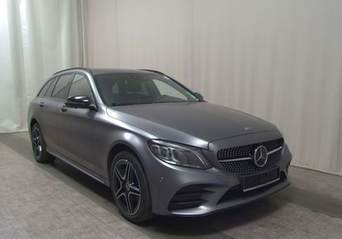Mercedes-Benz C 300, 2021 3