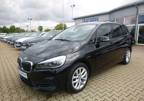 BMW 220, 2021 3