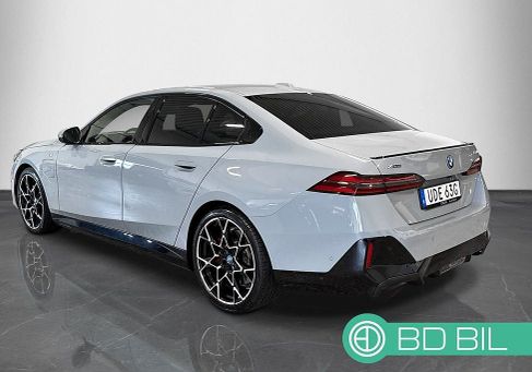 BMW 550, 2025