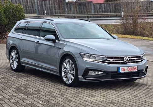 Volkswagen Passat, 2022