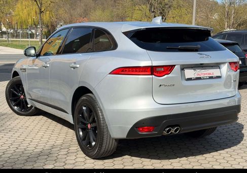 Jaguar F-Pace, 2019