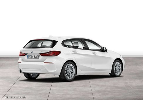 BMW 118, 2022