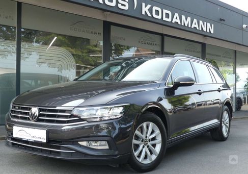 Volkswagen Passat Variant, 2022