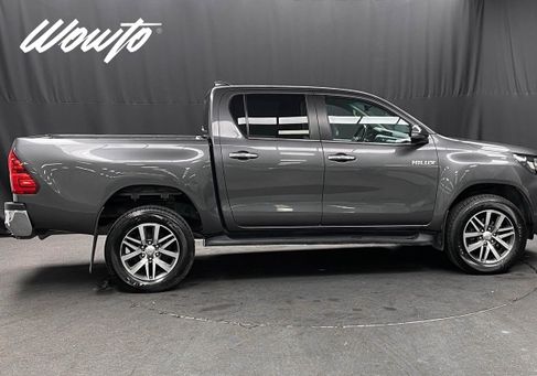 Toyota Hilux, 2022