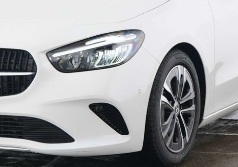 Mercedes-Benz B 200, 2025