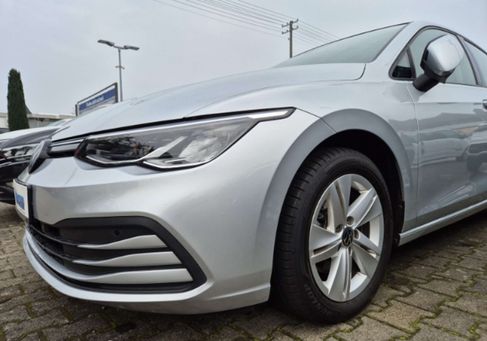 Volkswagen Golf, 2023 3