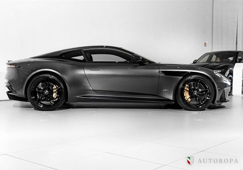 Aston Martin DBS, 2023 3