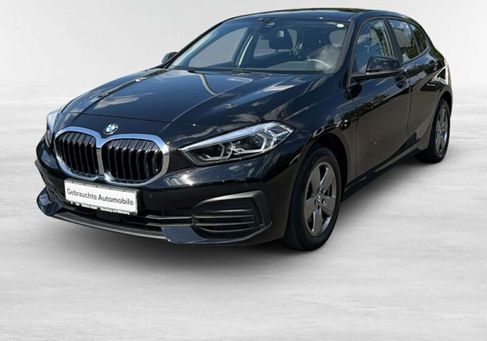 BMW 118, 2023