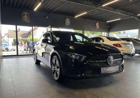Mercedes-Benz A 250, 2021 3