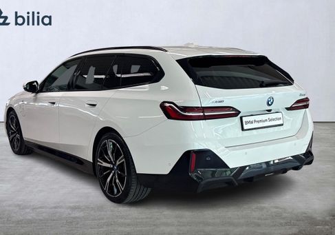 BMW 530, 2025
