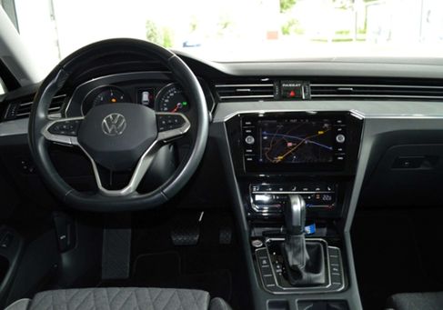Volkswagen Passat Variant, 2023 3