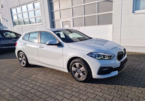 BMW 118, 2020