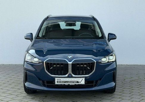 BMW 220, 2025 2