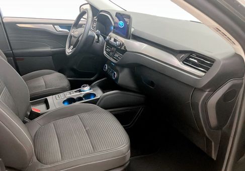 Ford Kuga, 2022