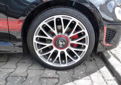 Abarth 595, 2020 3