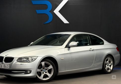 BMW 320, 2012