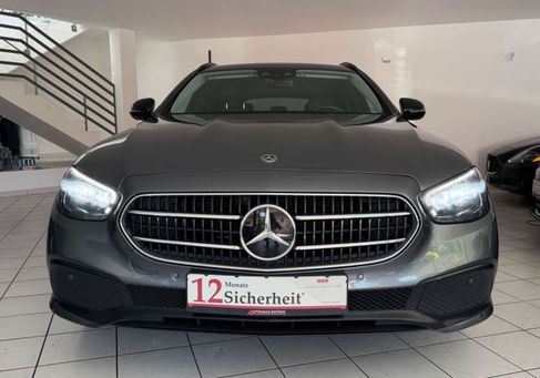 Mercedes-Benz E 300, 2022 2