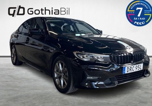 BMW 330, 2020