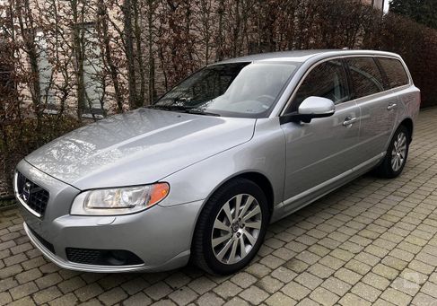 Volvo V70, 2013