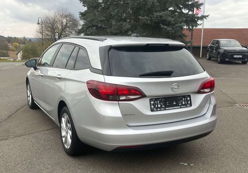 Opel Astra, 2021