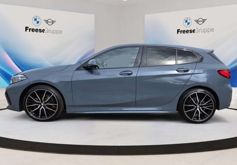 BMW 118, 2024 3