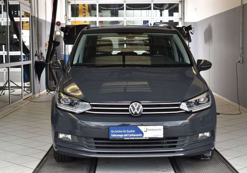 Volkswagen Touran, 2023 2