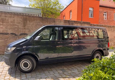 Volkswagen T6 Transporter, 2022