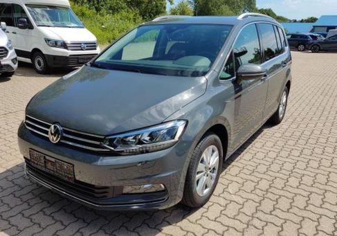 Volkswagen Touran, 2023 2