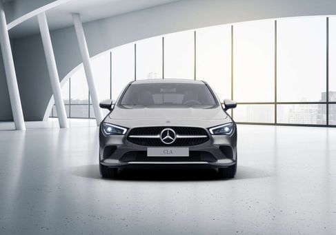Mercedes-Benz CLA 220, 2021